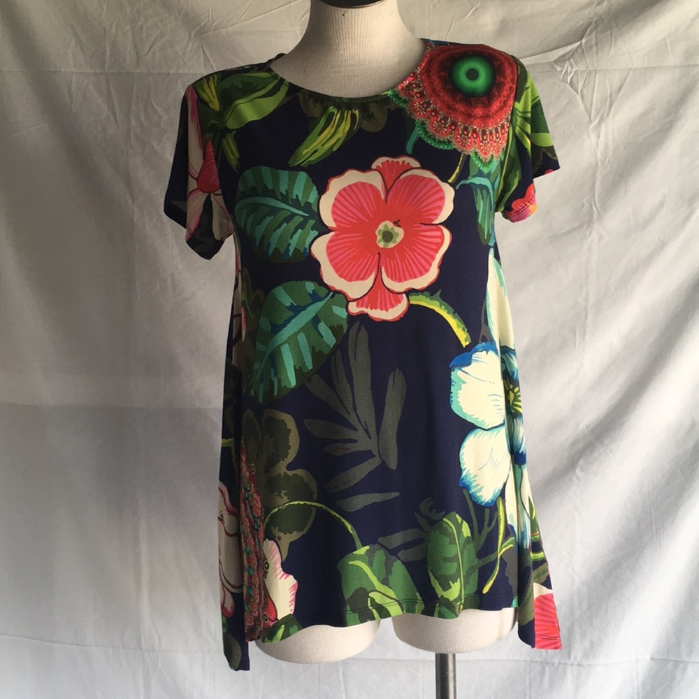Desigual floral top Sz M